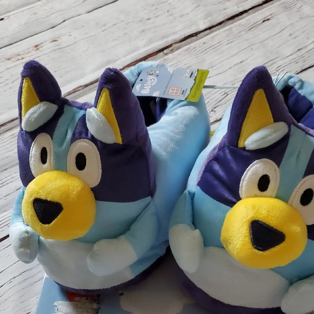 🆕️ DISNEY BLUEY KIDS SLIPPERS 💙